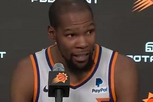 名场面😂当杜兰特听到恩比德砍了70分时，这个反应真是太逗了